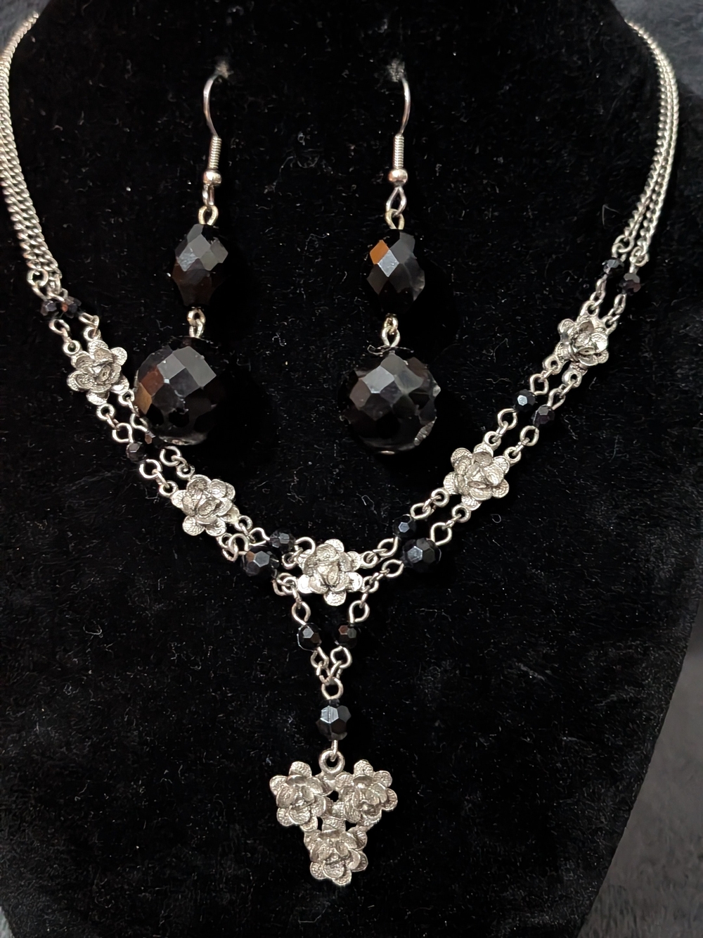 Silver Floral Black Bead Necklace & Earrings Set